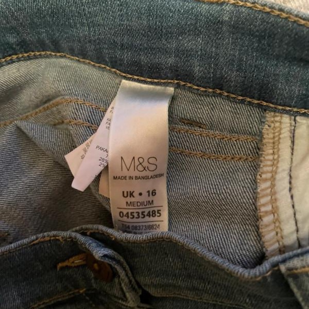 Classic Black ItemM&S skinny stretch jeans size 16